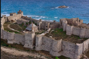 Mersin'in İncisi: Cüneyt Arkın'ın Filmine Ev Sahipliği Yapan Mamure Kalesi Turizme Açılıyor