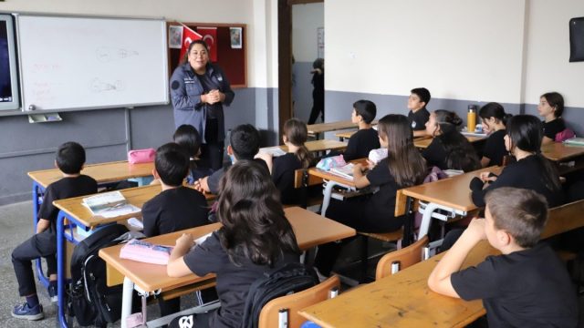 Nafat' tan Okullarda Afet Farkındalık Eğitimi